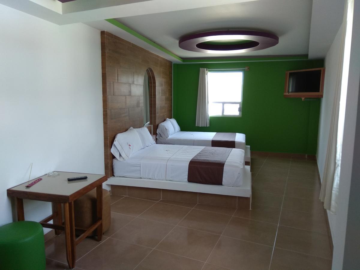 Hotel Rubi มานซานิโญ ภายนอก รูปภาพ
