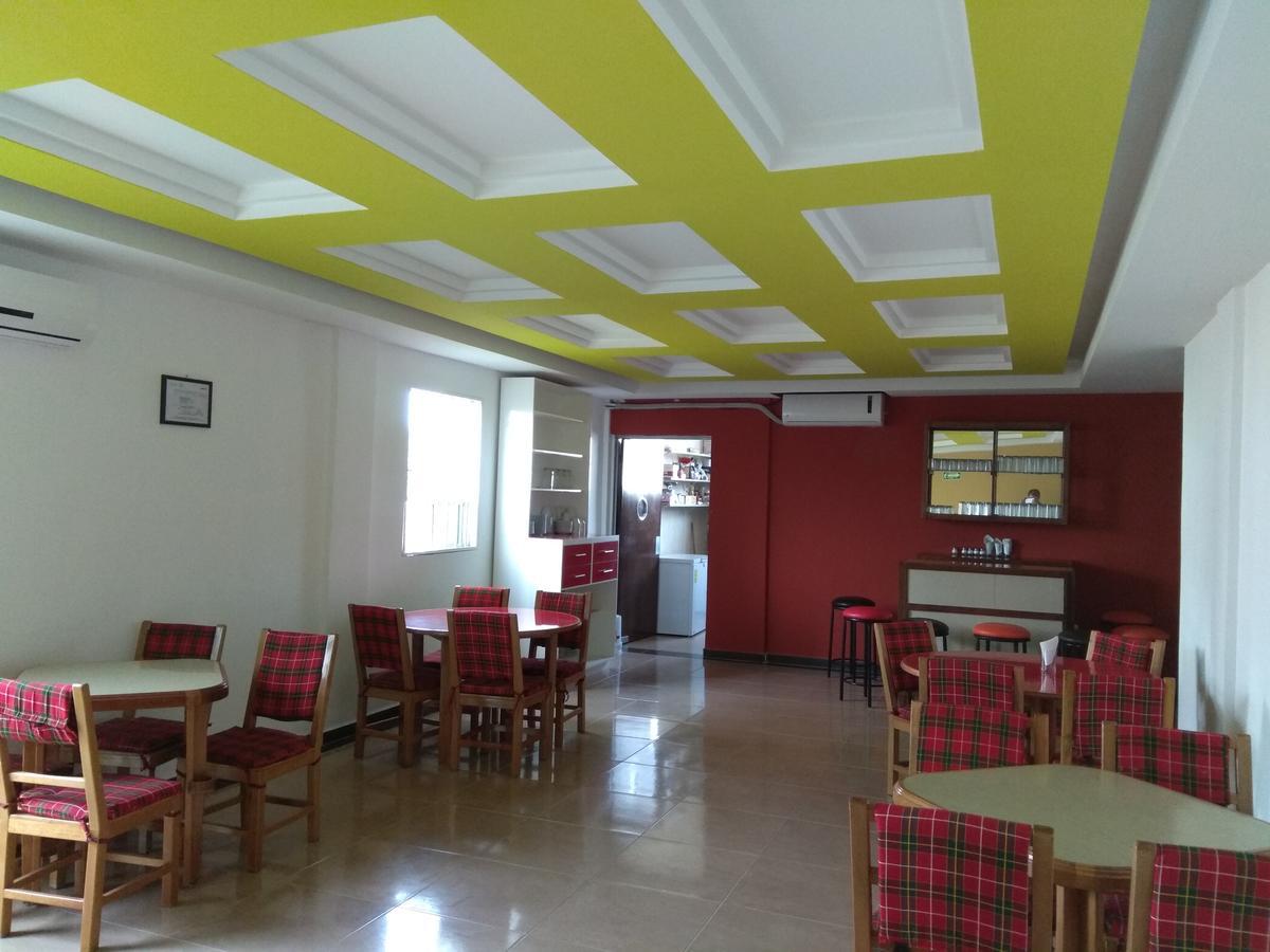 Hotel Rubi มานซานิโญ ภายนอก รูปภาพ